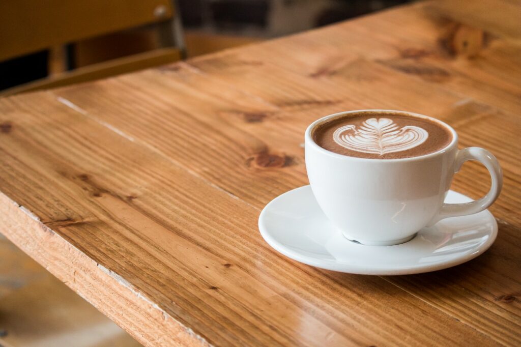 Limiter le café pour favoriser la progestérone et l'équilibre hormonal. 